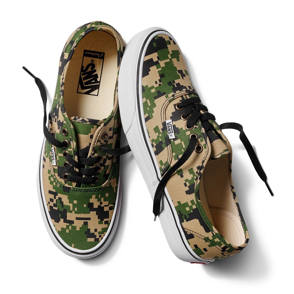 Vans Customs Pixel Camo Authentique